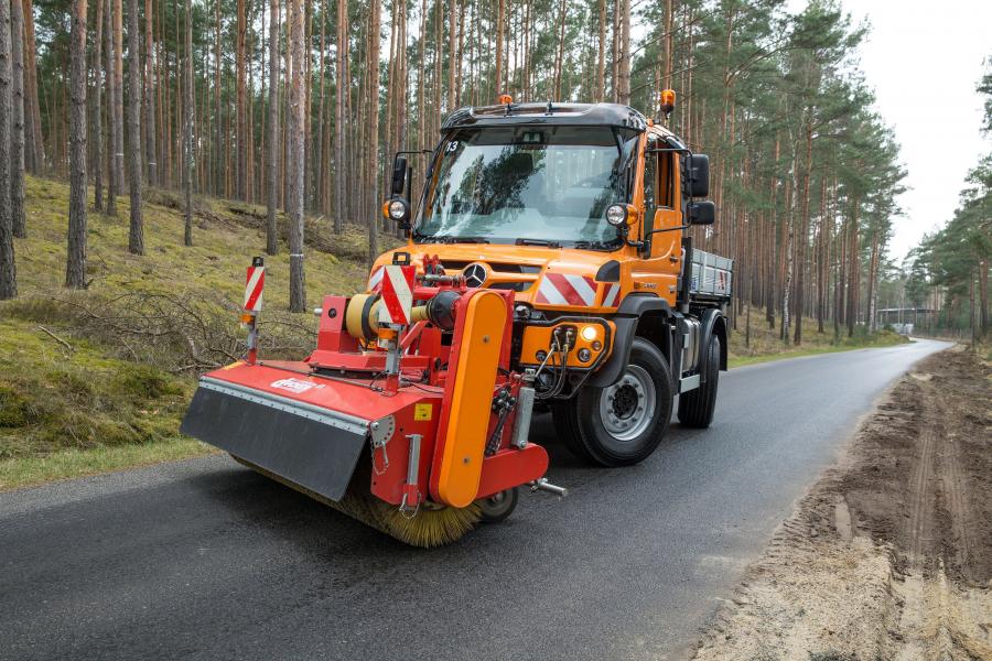  Mercedes-Benz Unimog U 423 2013 года  (фото 7 из 24)